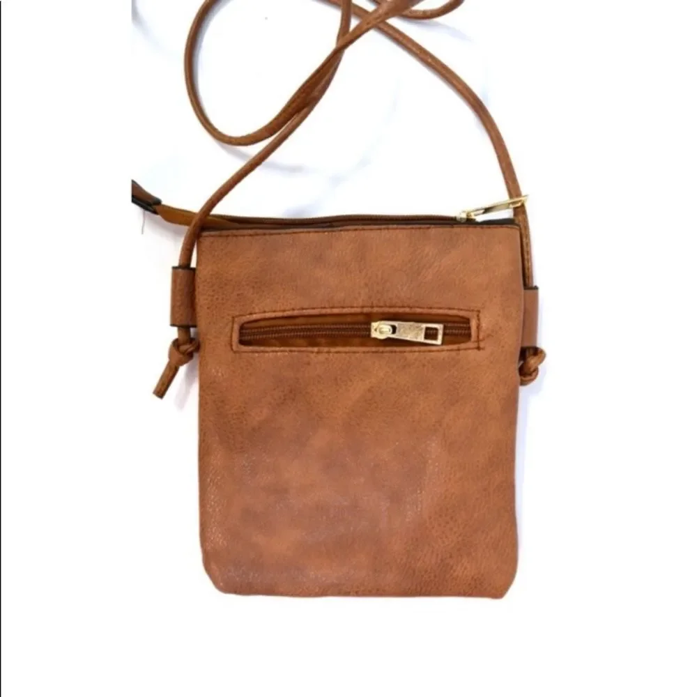 VEGAN Leather Crossbody Bags - Picture 3 of 4